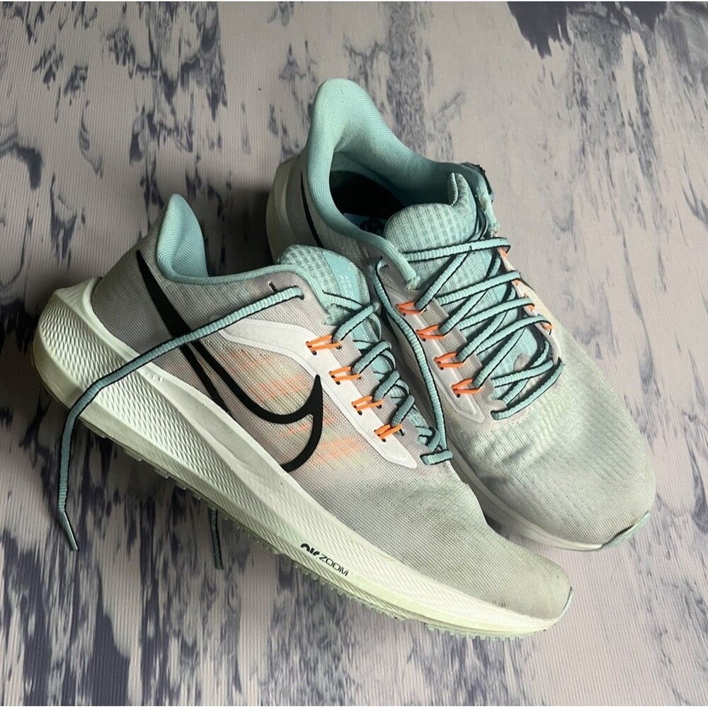 Women's Nike Air Zoom Pegasus 39 Running Shoes Doll Iris Whisper Size 8.5
